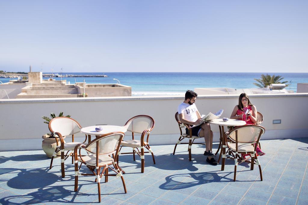 Hotel Piccolo Mondo ซานวิโต โลคาโป ภายนอก รูปภาพ