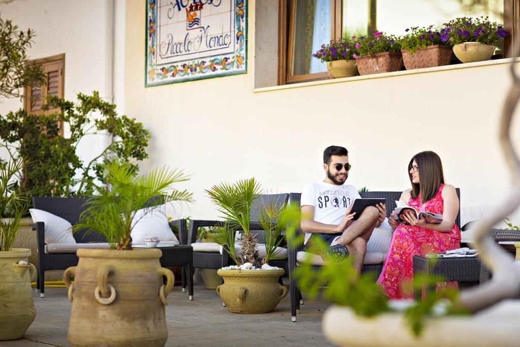 Hotel Piccolo Mondo ซานวิโต โลคาโป ภายนอก รูปภาพ