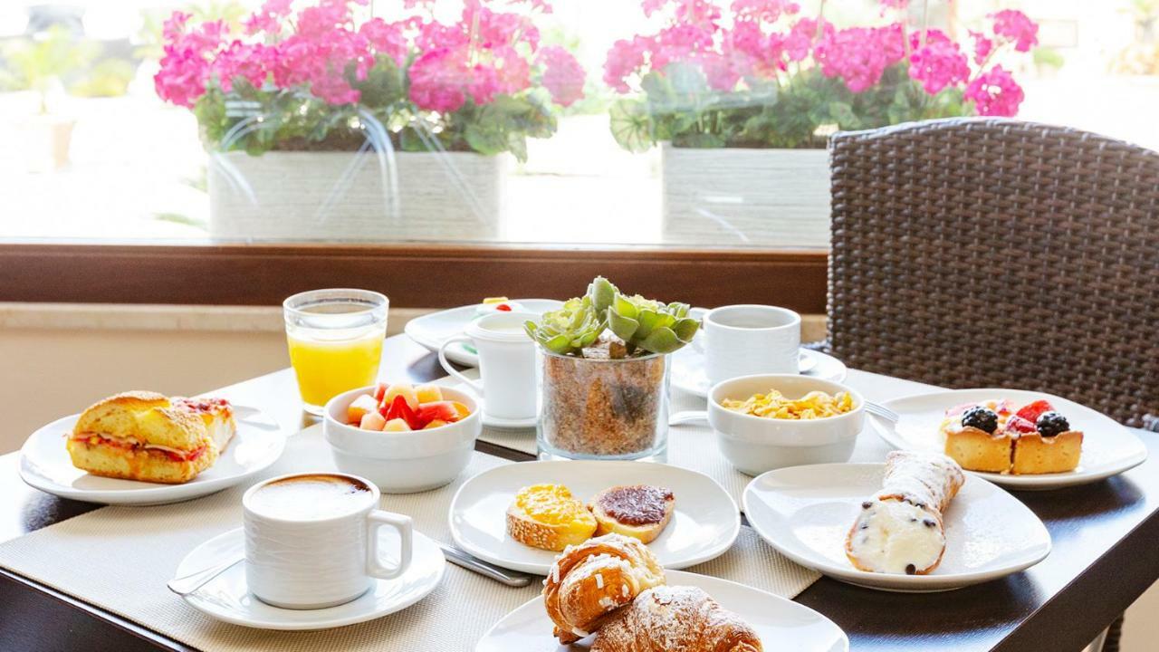 Hotel Piccolo Mondo ซานวิโต โลคาโป ภายนอก รูปภาพ